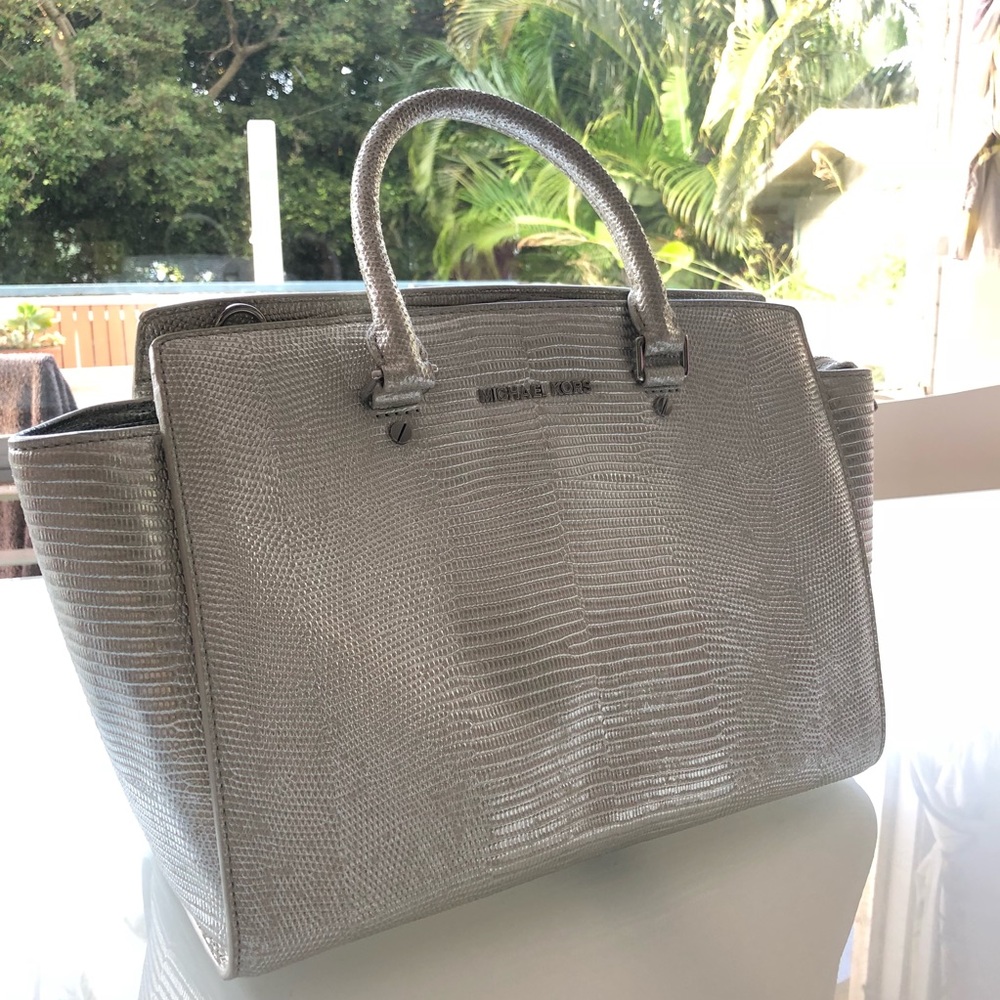 Michael Kors Selma Silver Purse
